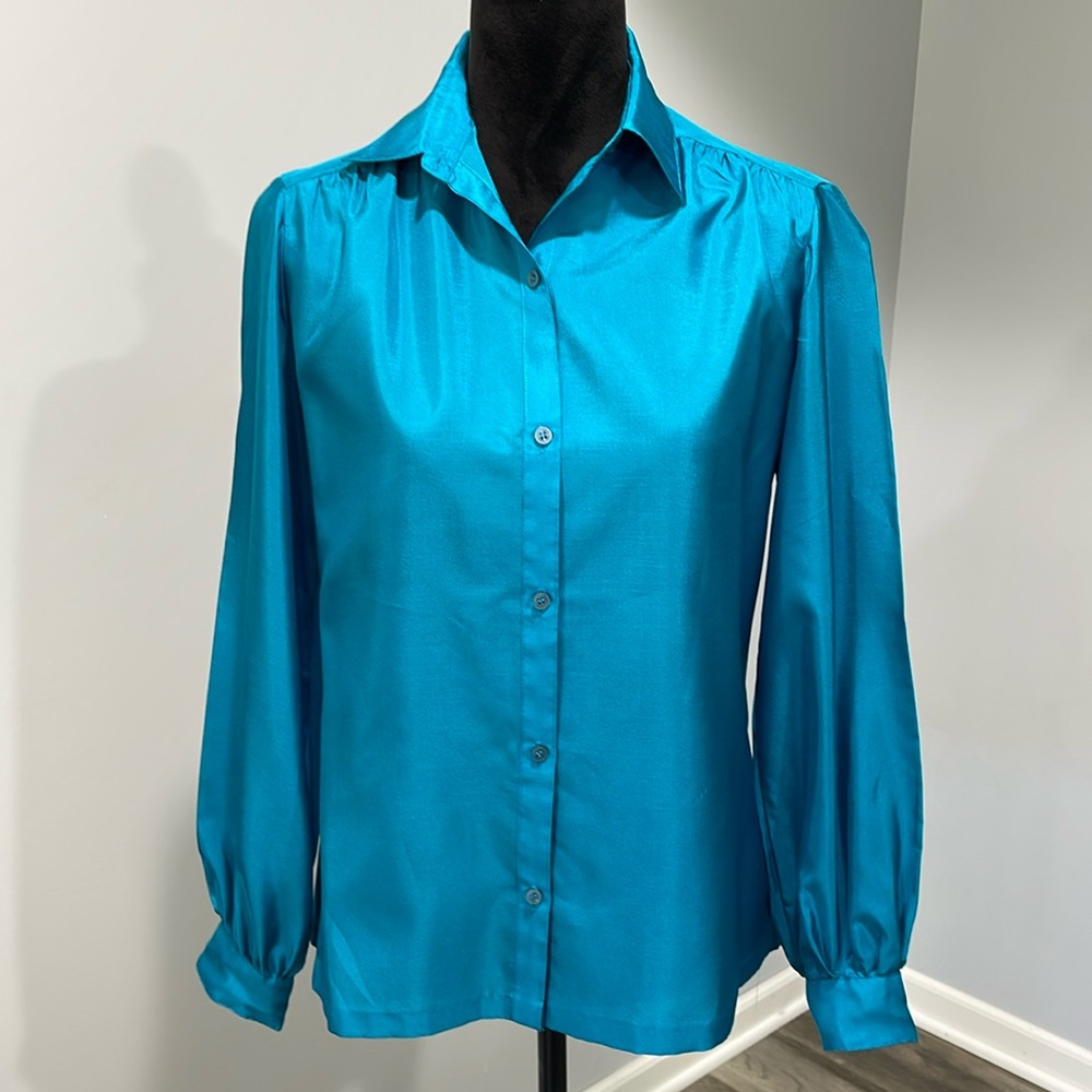Vintage Lady Manhattan 1980s collared blouse shirt turquoise blue long sleeve